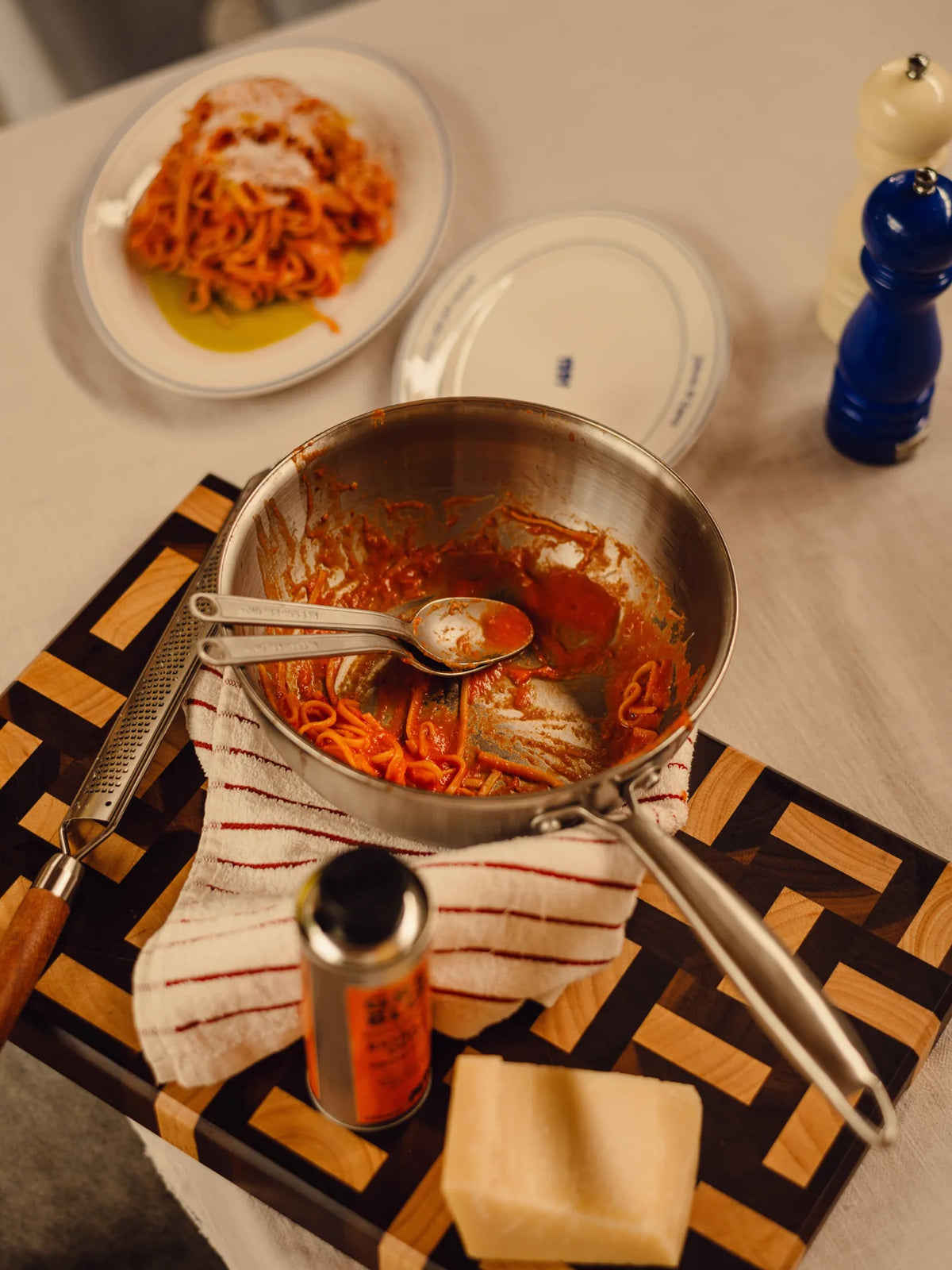 ONE POT z makaronem na stole